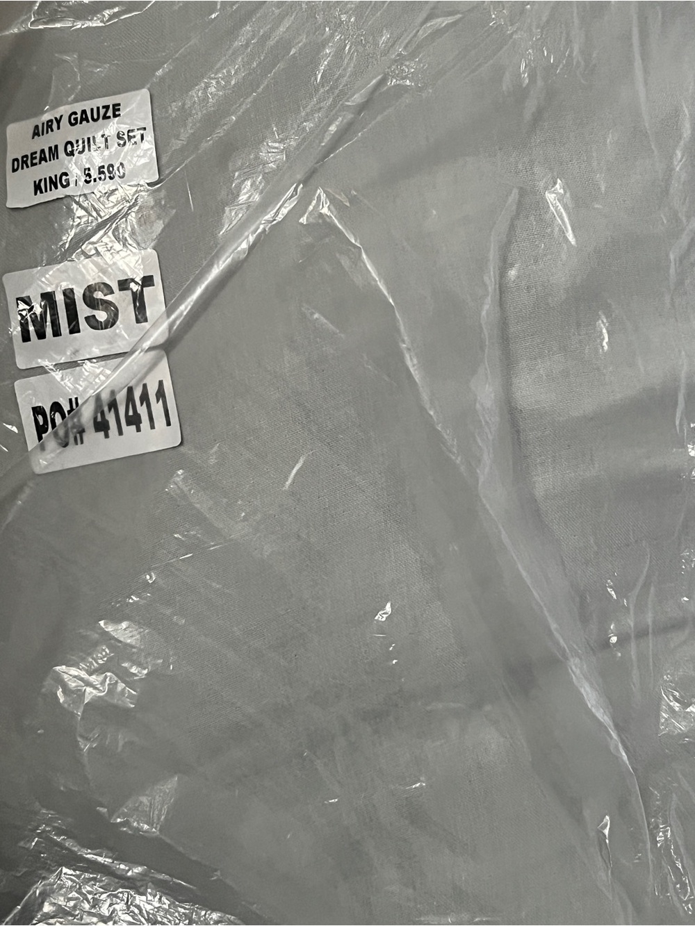 Quince Organic Cotton Airy Gauze Dream Quilt in Mist- King - Picture 6 of 7